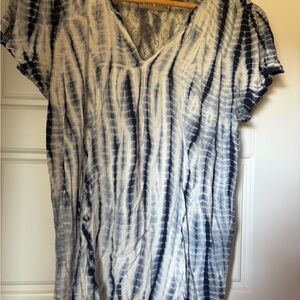 Knox Rose Blue & White Tie-Dye V-Neck Tunic